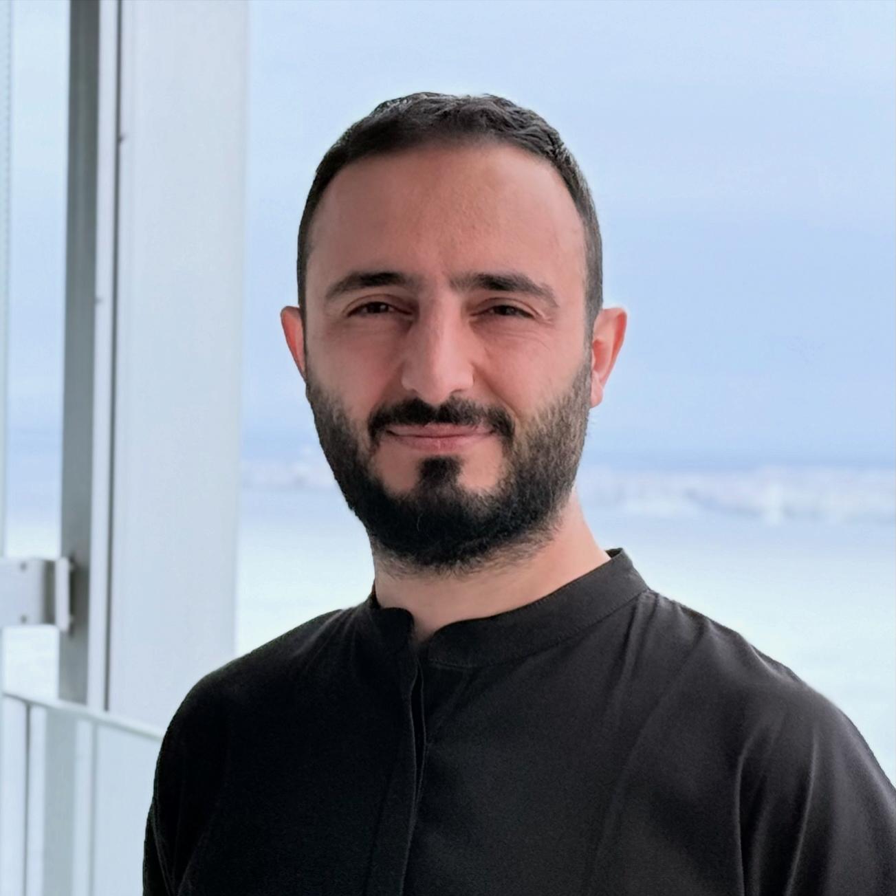 Op. Dr. Mustafa Yazır